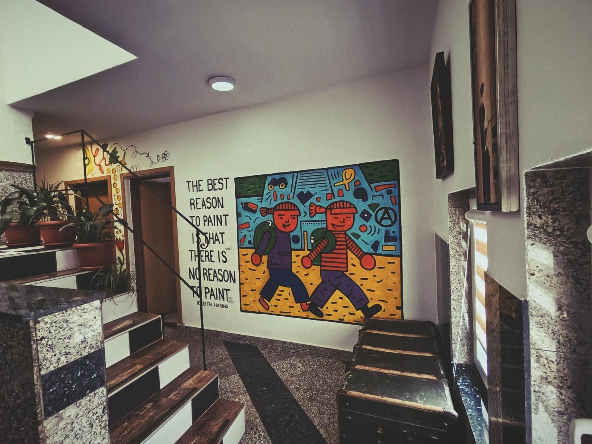 מוסטר Hostel Backpackers מראה חיצוני תמונה